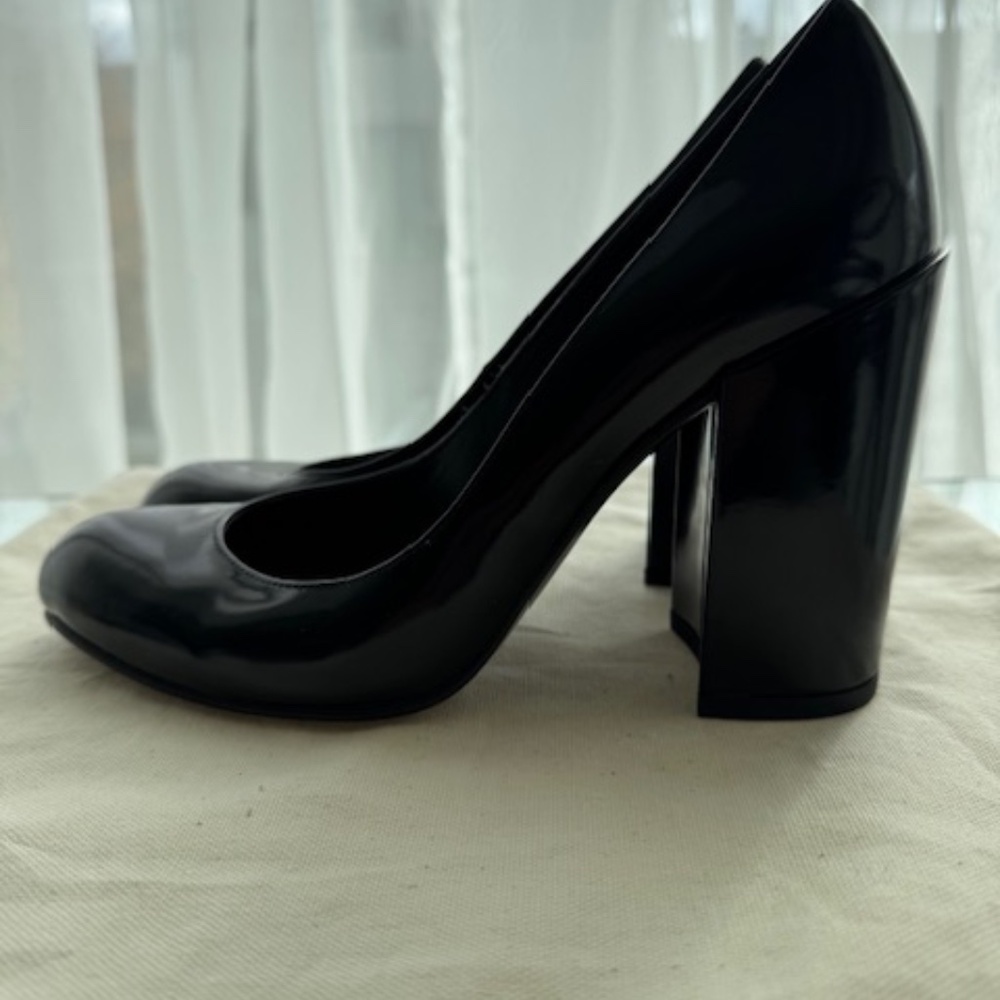 STUART WEITZMAN Black Pumps 'NEW' - US 7  (EU 37.5)